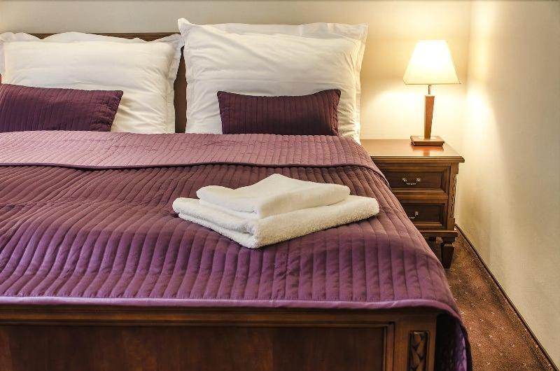 Hotel Park Avenue **** Piestany Bagian luar foto