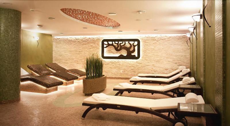 Hotel Park Avenue **** Piestany Bagian luar foto