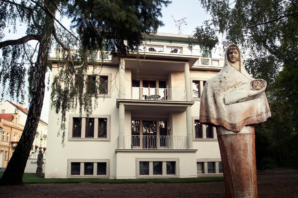 Hotel Park Avenue **** Piestany Bagian luar foto